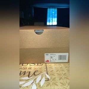 UGG Fluff Yeah Slide